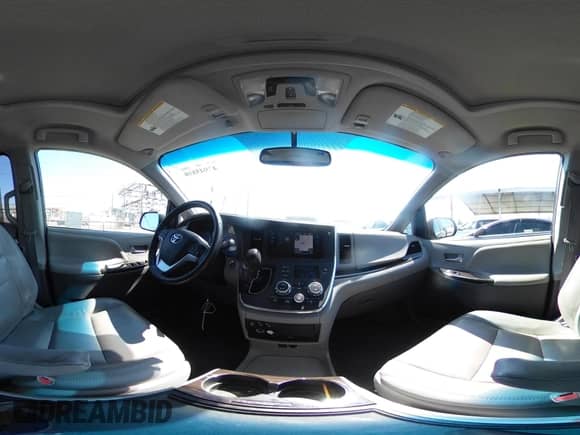 2017 Toyota Sienna XLE Auto Access Seat z VIN 5TDYZ3DC3HS850387, wystawiony jako IAAI lot #42945810 z przebiegiem 56 833 mil mil oraz . Historia ofert i sprzedaży dostępna na DreamBid. Obrazek 18.