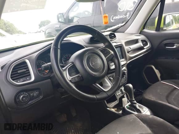 2018 Jeep Renegade Latitude with VIN ZACCJABB5JPH83309, listed as a IAAI auction lot 42875630 with 183,251 mi miles and . Bid and sale history available at DreamBid. Image 5.