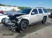 2008 Chevrolet Tahoe 1LT с VIN 1GNFC13058R121737, выставлен на аукционе IAAI как лот 41987284 с пробегом 192 568 миль миль и . История ставок и продаж доступна на DreamBid. Изображение 2.