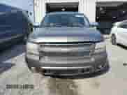 2011 Chevrolet Suburban LTZ z VIN 1GNSKKE32BR172165, wystawiony jako Copart lot #84960505 z przebiegiem 177 840 mil mil oraz Szkoda całkowita • Salvage title. Historia ofert i sprzedaży dostępna na DreamBid. Obrazek 5.