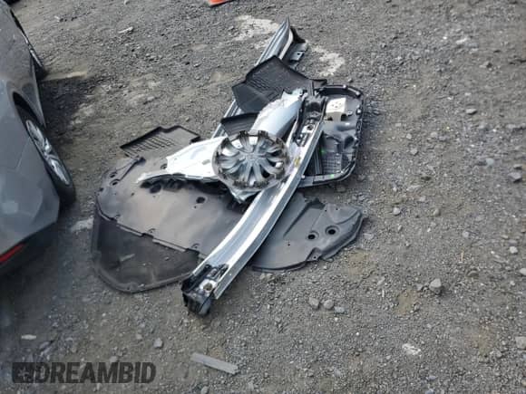 2019 Toyota Camry Hybrid LE с VIN 4T1B31HK5KU006427, выставлен на аукционе Copart как лот 67635565 с пробегом 35 889 миль миль и Списание • Salvage title. История ставок и продаж доступна на DreamBid. Изображение 12.