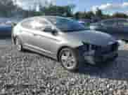 2019 Hyundai Elantra SEL z VIN KMHD84LF5KU833544, wystawiony jako Copart lot #87012225 z przebiegiem 61 724 mil mil oraz Nie do naprawy • Non repairable. Historia ofert i sprzedaży dostępna na DreamBid. Obrazek 4.