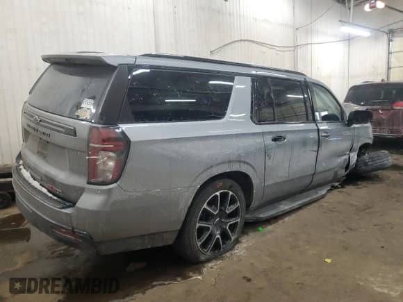 2023 Chevrolet Suburban RST с VIN 1GNSKEKD4PR547933, выставлен на аукционе Copart как лот 45772805 с пробегом 18 188 миль миль и Списание • Salvage title. История ставок и продаж доступна на DreamBid. Изображение 3.
