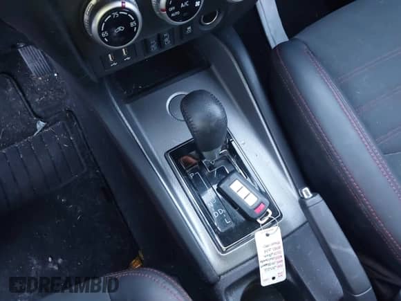 2022 Mitsubishi Outlander SE z VIN JA4APVAU0NU014327, wystawiony jako IAAI lot #41841276 z przebiegiem 97 082 mil mil oraz . Historia ofert i sprzedaży dostępna na DreamBid. Obrazek 11.