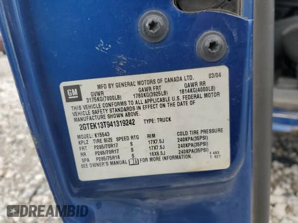 2004 GMC Sierra 1500 SLE z VIN 2GTEK13T941319242, wystawiony jako Copart lot #51701475 z przebiegiem Nie podano mil oraz Czysty tytuł • Clean title. Historia ofert i sprzedaży dostępna na DreamBid. Obrazek 12.