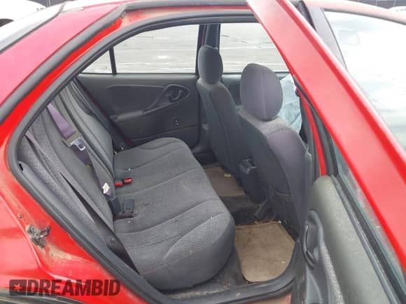 2004 Chevrolet Cavalier LS with VIN 1G1JF52F447196323, listed as a IAAI auction lot 43403274 with 176,275 mi miles and . Bid and sale history available at DreamBid. Image 8.