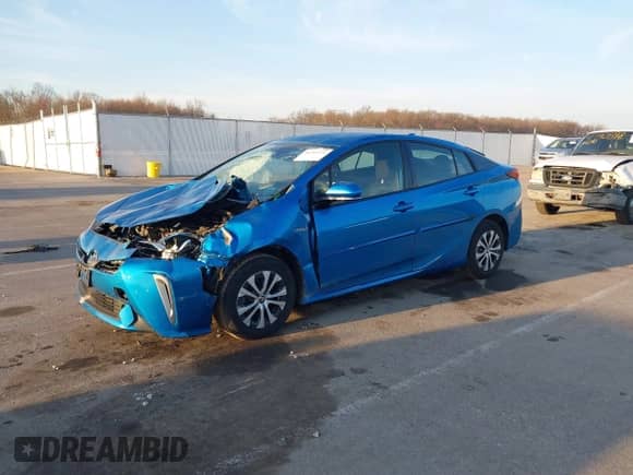 2019 Toyota Prius LE с VIN JTDL9RFU2K3013061, выставлен на аукционе IAAI как лот 41797721 с пробегом 122 721 миль миль и . История ставок и продаж доступна на DreamBid. Изображение 18.