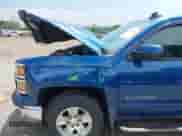 2015 Chevrolet Silverado 1500 LT с VIN 1GCRCREH2FZ372168, выставлен на аукционе IAAI как лот 42595999 с пробегом 71 275 миль миль и . История ставок и продаж доступна на DreamBid. Изображение 18.