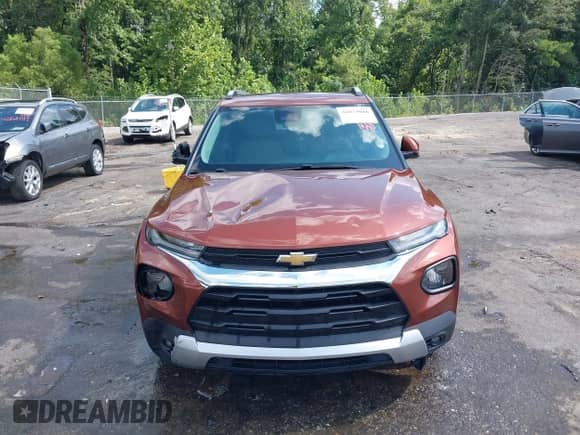 2021 Chevrolet TrailBlazer LT z VIN KL79MPS27MB113390, wystawiony jako IAAI lot #42873046 z przebiegiem 34 079 mil mil oraz . Historia ofert i sprzedaży dostępna na DreamBid. Obrazek 13.