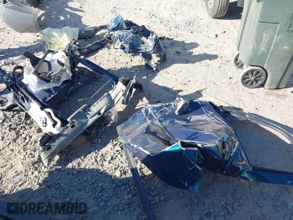 2007 Chevrolet Tahoe LS with VIN 1GNFK13017J151897, listed as a IAAI auction lot 40692997 with Not provided miles and . Bid and sale history available at DreamBid. Image 11.