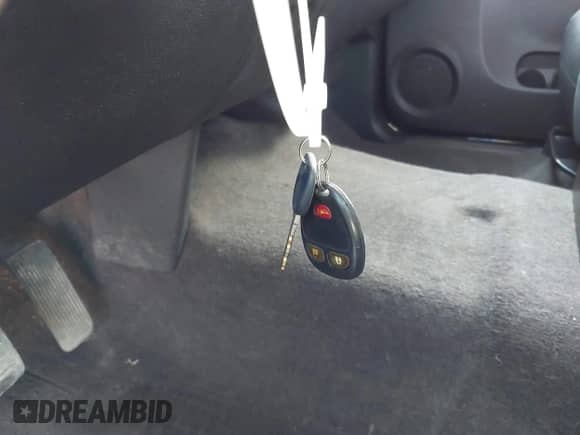 2009 Chevrolet Silverado 1500 LT with VIN 3GCEC23CX9G281232, listed as a IAAI auction lot 42968901 with 180,680 mi miles and . Bid and sale history available at DreamBid. Image 11.