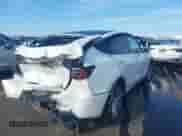 2022 Tesla Model Y Long Range z VIN 7SAYGDEEXNF418006, wystawiony jako IAAI lot #43267037 z przebiegiem 36 028 mil mil oraz . Historia ofert i sprzedaży dostępna na DreamBid. Obrazek 4.