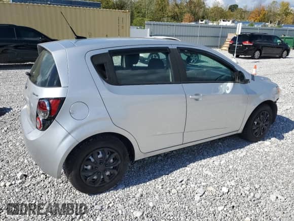 2014 Chevrolet Sonic LS с VIN 1G1JB6SH5E4179293, выставлен на аукционе Copart как лот 85748955 с пробегом 147 969 миль миль и Списание • Salvage title. История ставок и продаж доступна на DreamBid. Изображение 3.