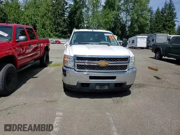 2012 Chevrolet Silverado 3500HD Work Truck с VIN 1GC4KZC81CF173884, выставлен на аукционе Copart как лот 58372145 с пробегом 152 002 миль миль и Списание • Salvage title. История ставок и продаж доступна на DreamBid. Изображение 13.