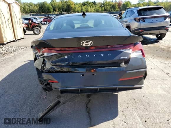2025 Hyundai Elantra Limited with VIN KMHLN4DJ1SU165457, listed as a Copart auction lot 84891355 with 4,660 mi miles and Salvage title. Bid and sale history available at DreamBid. Image 6.
