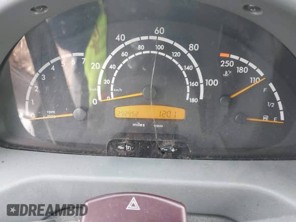 2005 Dodge Sprinter with VIN WD2PD644655726506, listed as a IAAI auction lot 41613814 with 292,952 mi miles and . Bid and sale history available at DreamBid. Image 7.