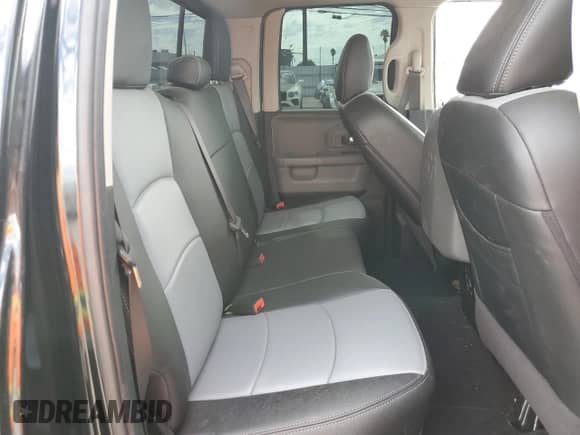 2019 Ram 1500 Big Horn z VIN 1C6RR6GT0KS604663, wystawiony jako Copart lot #81462365 z przebiegiem 51 123 mil mil oraz Szkoda całkowita • Salvage title. Historia ofert i sprzedaży dostępna na DreamBid. Obrazek 10.