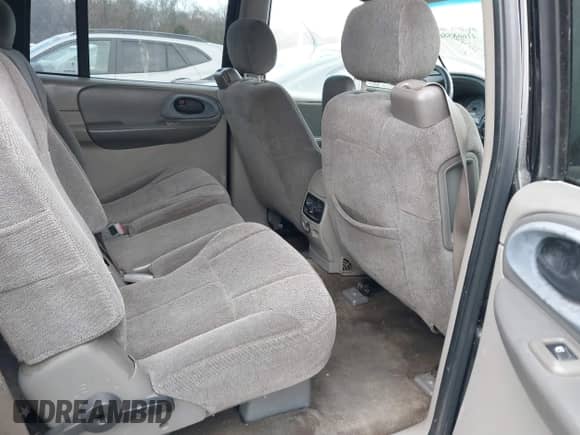 2004 Chevrolet TrailBlazer EXT LT с VIN 1GNET16S546225181, выставлен на аукционе IAAI как лот 41668586 с пробегом Не указан миль и . История ставок и продаж доступна на DreamBid. Изображение 8.