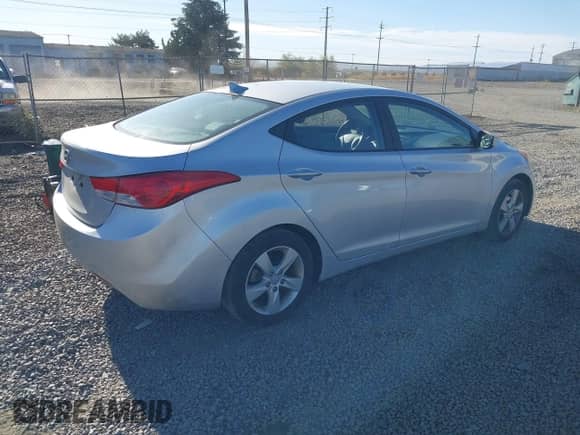 2013 Hyundai Elantra GLS с VIN KMHDH4AE3DU991054, выставлен на аукционе IAAI как лот 43316984 с пробегом 188 454 миль миль и . История ставок и продаж доступна на DreamBid. Изображение 4.
