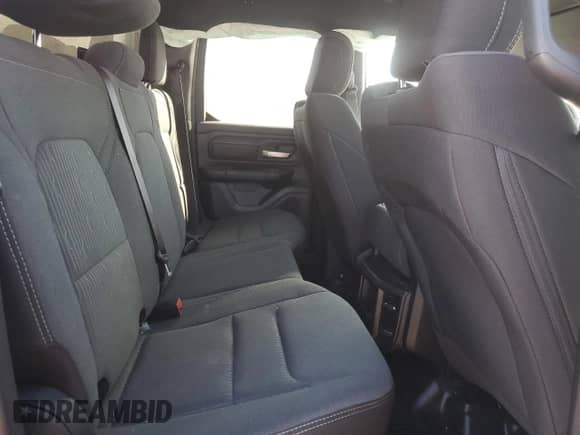 2024 Ram 1500 Tradesman z VIN 1C6RRECT6RN214076, wystawiony jako Copart lot #77194494 z przebiegiem 11 539 mil mil oraz Szkoda całkowita • Salvage title. Historia ofert i sprzedaży dostępna na DreamBid. Obrazek 10.