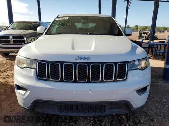 2017 Jeep Grand Cherokee Laredo with VIN 1C4RJFAG0HC622384, listed as a Copart auction lot 85926745 with 122,091 mi miles and Salvage title. Bid and sale history available at DreamBid. Image 5.