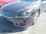 2013 Nissan Maxima SV z VIN 1N4AA5AP0DC808692, wystawiony jako IAAI lot #41748284 z przebiegiem 123 479 mil mil oraz . Historia ofert i sprzedaży dostępna na DreamBid. Obrazek 6.