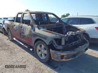 2014 Ram 1500 Big Horn z VIN 1C6RR7GT8ES405645, wystawiony jako IAAI lot #42970936 z przebiegiem Nie podano mil oraz . Historia ofert i sprzedaży dostępna na DreamBid. Obrazek 1.