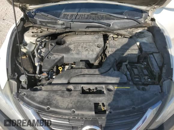 2016 Nissan Altima SR z VIN 1N4AL3APXGC294532, wystawiony jako Copart lot #82657015 z przebiegiem 200 979 mil mil oraz Czysty tytuł • Clean title. Historia ofert i sprzedaży dostępna na DreamBid. Obrazek 11.