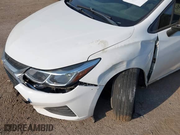 2019 Chevrolet Cruze LS с VIN 3G1BC6SM9KS567718, выставлен на аукционе IAAI как лот 43161433 с пробегом 90 544 миль миль и . История ставок и продаж доступна на DreamBid. Изображение 6.