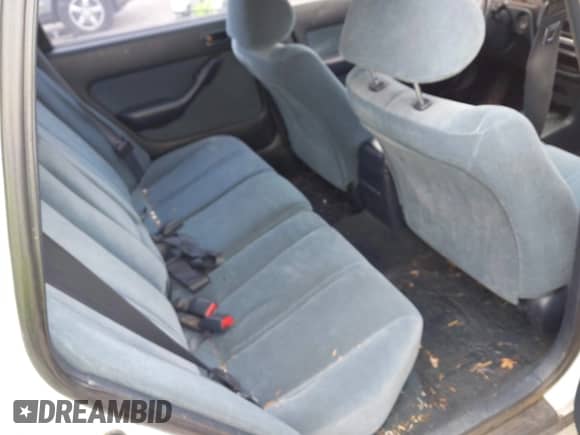 1993 Toyota Camry with VIN 4T1SK12W4PU318891, listed as a IAAI auction lot 42681724 with 294,046 mi miles and . Bid and sale history available at DreamBid. Image 8.