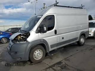 2018 Ram ProMaster Cargo с VIN 3C6TRVCG8JE144341, выставлен на аукционе Copart как лот 75460894 с пробегом 61 093 миль миль и Списание • Salvage title. История ставок и продаж доступна на DreamBid. Изображение 1.