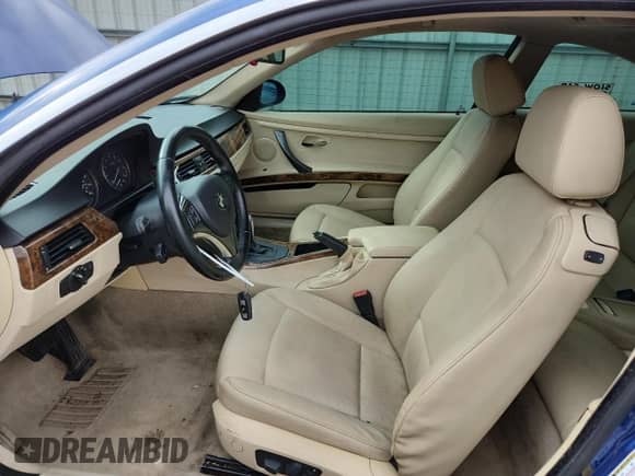 2008 BMW 3 Series 328xi with VIN WBAWV53548P079382, listed as a Copart auction lot 85747955 with 130,783 mi miles and Salvage title. Bid and sale history available at DreamBid. Image 7.