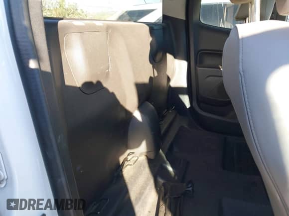 2016 Chevrolet Colorado 2WD z VIN 1GCHSAEA0G1107543, wystawiony jako IAAI lot #43441249 z przebiegiem 156 122 mil mil oraz . Historia ofert i sprzedaży dostępna na DreamBid. Obrazek 8.