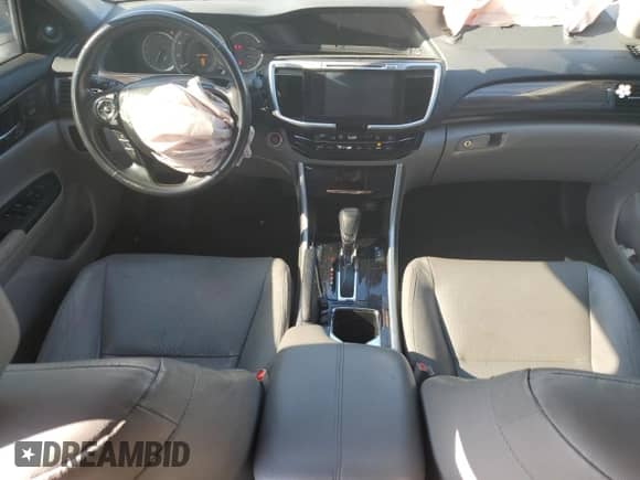 2017 Honda Accord EX-L with VIN 1HGCR2F93HA021551, listed as a Copart auction lot 84358095 with 121,558 mi miles and Clean title. Bid and sale history available at DreamBid. Image 8.