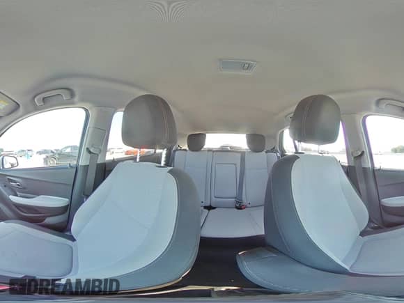 2020 Chevrolet Trax LS с VIN 3GNCJKSB3LL313613, выставлен на аукционе Copart как лот 80565215 с пробегом 29 019 миль миль и Списание • Salvage title. История ставок и продаж доступна на DreamBid. Изображение 14.