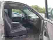 2000 Dodge Dakota z VIN 1B7GL22X7YS781191, wystawiony jako IAAI lot #42498147 z przebiegiem 283 341 mil mil oraz . Historia ofert i sprzedaży dostępna na DreamBid. Obrazek 5.