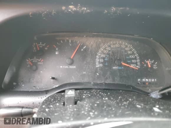 1999 Dodge 1500 with VIN 3B7HC12Y8XG189909, listed as a Copart auction lot 87682755 with Not provided miles and Salvage title. Bid and sale history available at DreamBid. Image 9.