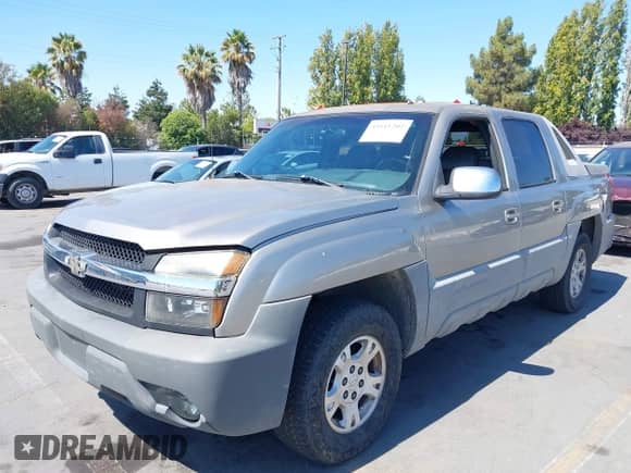 2002 Chevrolet Avalanche с VIN 3GNEC13T62G100425, выставлен на аукционе IAAI как лот 43111202 с пробегом 320 074 миль миль и . История ставок и продаж доступна на DreamBid. Изображение 6.