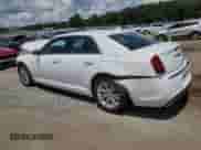 2020 Chrysler 300 Touring с VIN 2C3CCAAG8LH250158, выставлен на аукционе Copart как лот 64755645 с пробегом 14 896 миль миль и Списание • Salvage title. История ставок и продаж доступна на DreamBid. Изображение 2.