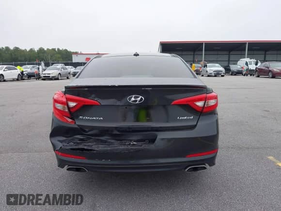 2016 Hyundai Sonata Sport z VIN 5NPE34AF9GH389614, wystawiony jako IAAI lot #42903517 z przebiegiem 107 684 mil mil oraz . Historia ofert i sprzedaży dostępna na DreamBid. Obrazek 16.