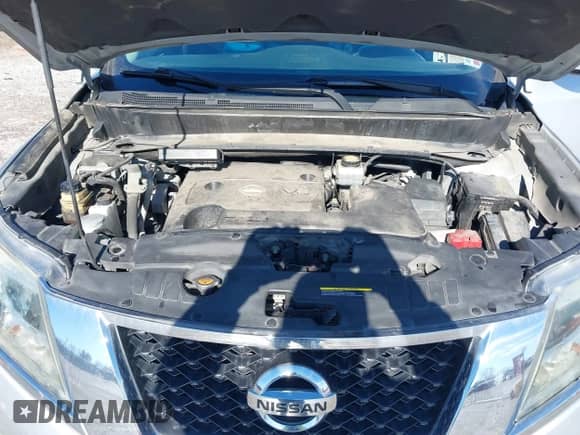 2014 Nissan Pathfinder S with VIN 5N1AR2MN1EC706374, listed as a IAAI auction lot 41617390 with 174,487 mi miles and . Bid and sale history available at DreamBid. Image 10.
