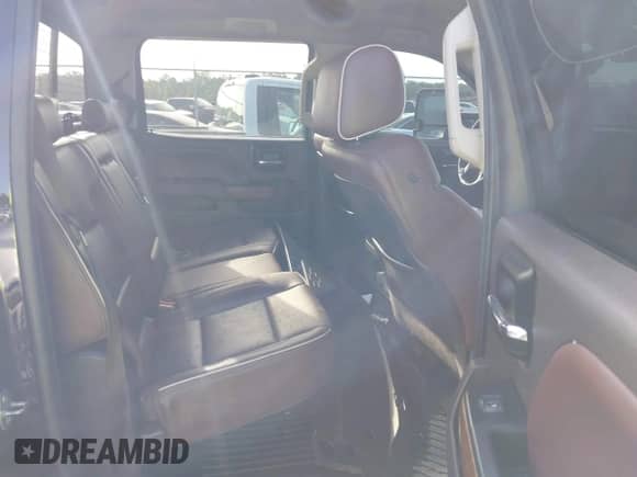 2014 Chevrolet Silverado 1500 High Country with VIN 3GCUKTEC7EG272127, listed as a IAAI auction lot 42465267 with 190,924 mi miles and . Bid and sale history available at DreamBid. Image 8.