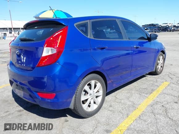 2013 Hyundai Accent SE с VIN KMHCU5AE9DU111861, выставлен на аукционе IAAI как лот 43481854 с пробегом 188 419 миль миль и . История ставок и продаж доступна на DreamBid. Изображение 4.