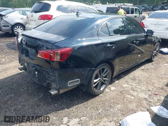 2012 Lexus IS 350 z VIN JTHBE5C29C5029149, wystawiony jako IAAI lot #42144780 z przebiegiem 94 672 mil mil oraz . Historia ofert i sprzedaży dostępna na DreamBid. Obrazek 4.