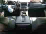 2017 Chevrolet Suburban LT z VIN 1GNSKHKC6HR330247, wystawiony jako Copart lot #67830515 z przebiegiem 138 712 mil mil oraz Szkoda całkowita • Salvage title. Historia ofert i sprzedaży dostępna na DreamBid. Obrazek 8.