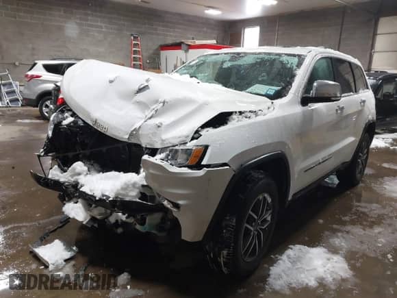 2022 Jeep Grand Cherokee Limited with VIN 1C4RJFBG8NC165785, listed as a IAAI auction lot 41608703 with 24,597 mi miles and . Bid and sale history available at DreamBid. Image 17.