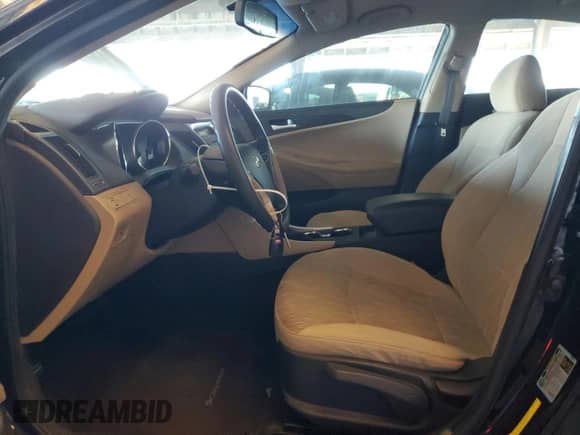 2013 Hyundai Sonata GLS with VIN 5NPEB4AC2DH576357, listed as a Copart auction lot 89447665 with 218,194 mi miles and Clean title. Bid and sale history available at DreamBid. Image 7.
