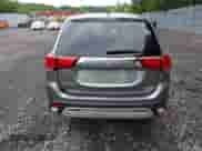 2020 Mitsubishi Outlander SE z VIN JA4AD3A37LZ022025, wystawiony jako IAAI lot #42886692 z przebiegiem 102 017 mil mil oraz . Historia ofert i sprzedaży dostępna na DreamBid. Obrazek 16.