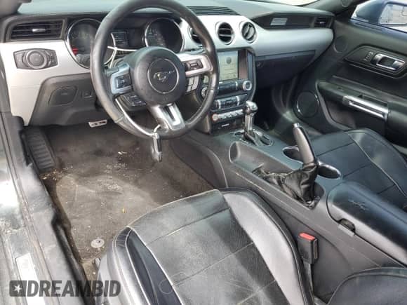 2016 Ford Mustang EcoBoost Premium with VIN 1FATP8UH1G5222122, listed as a Copart auction lot 81104205 with 148,939 mi miles and Salvage title. Bid and sale history available at DreamBid. Image 8.