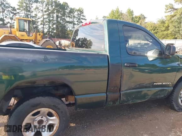 2002 Dodge 1500 z VIN 1D7HA16K72J216574, wystawiony jako IAAI lot #43375642 z przebiegiem 158 790 mil mil oraz . Historia ofert i sprzedaży dostępna na DreamBid. Obrazek 13.
